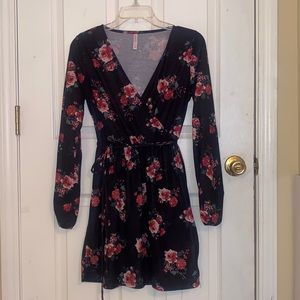 Black Long-sleeve Floral Dress